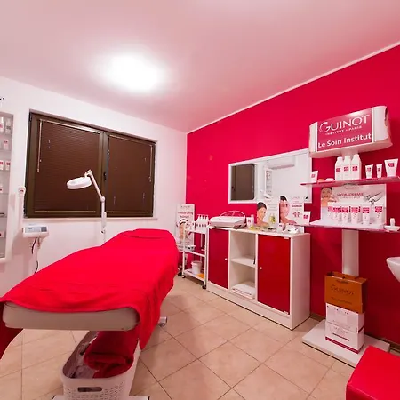 Saint Nicholas Aparthotel
