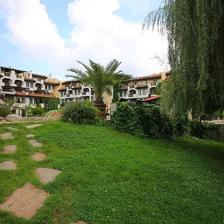 Saint Nicholas Aparthotel Chernomorets