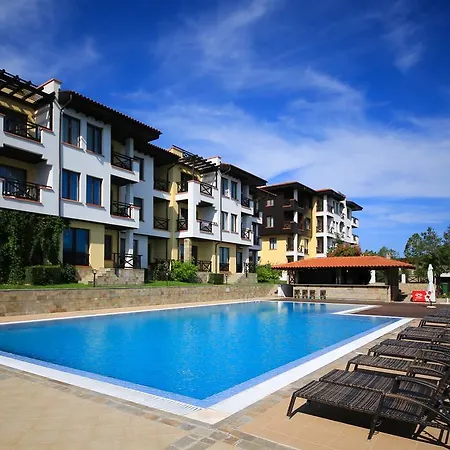Saint Nicholas Aparthotel 4*