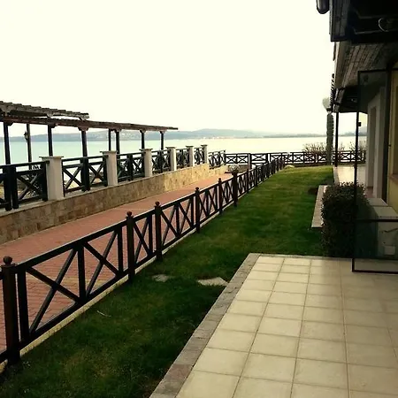 Saint Nicholas 4*