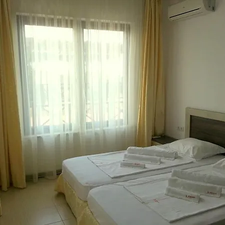 Saint Nicholas Aparthotel